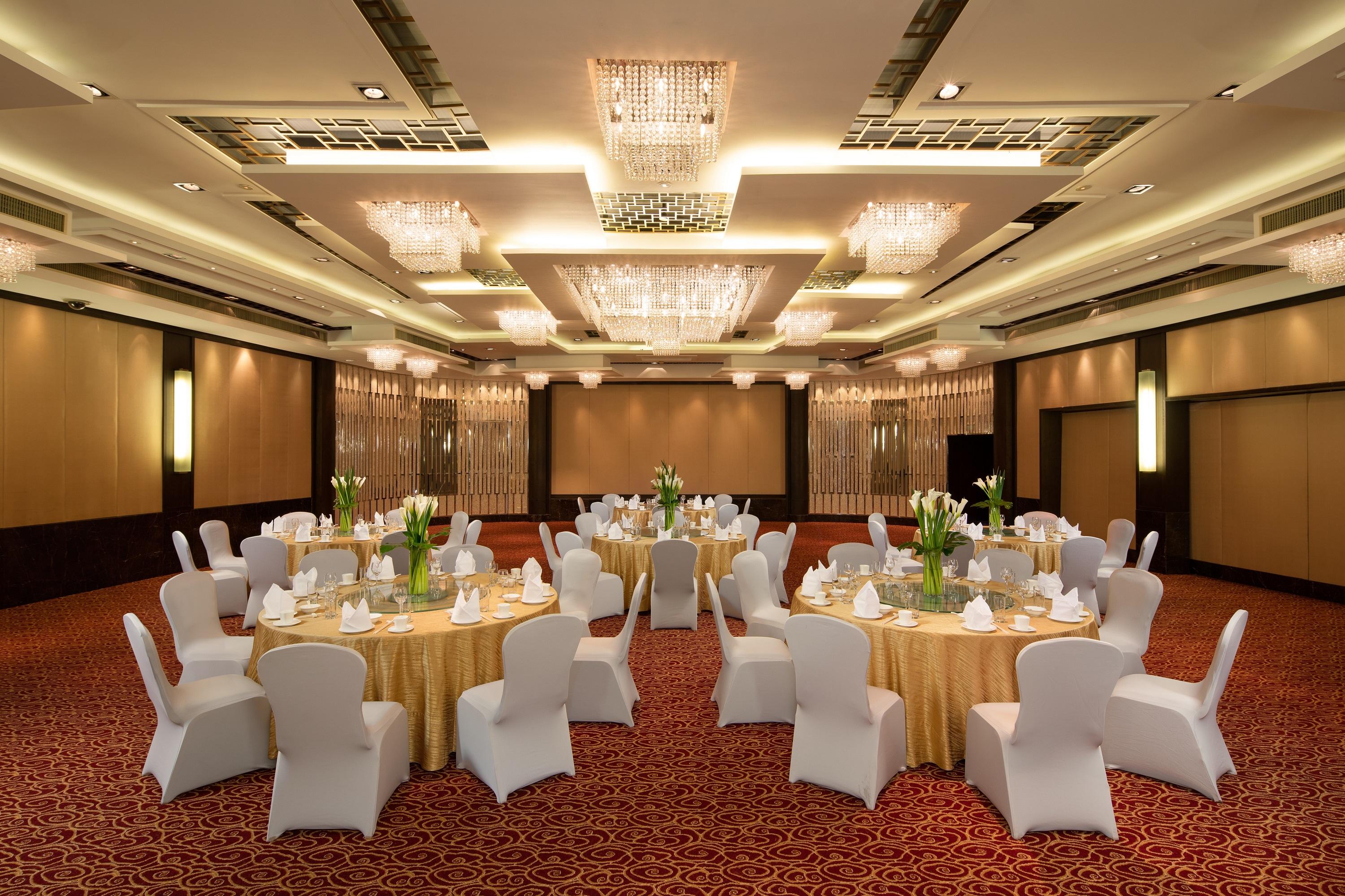 Hua Ting Hotel And Towers Xangai Exterior foto